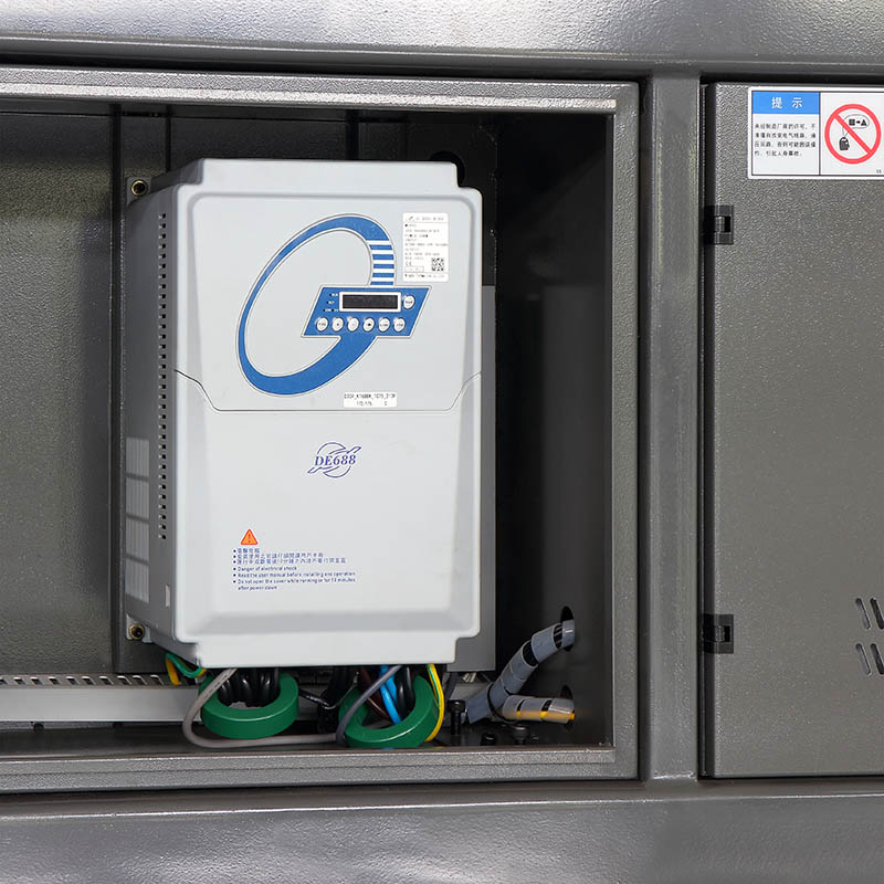 SP300: SP smart power vstrekovací stroj